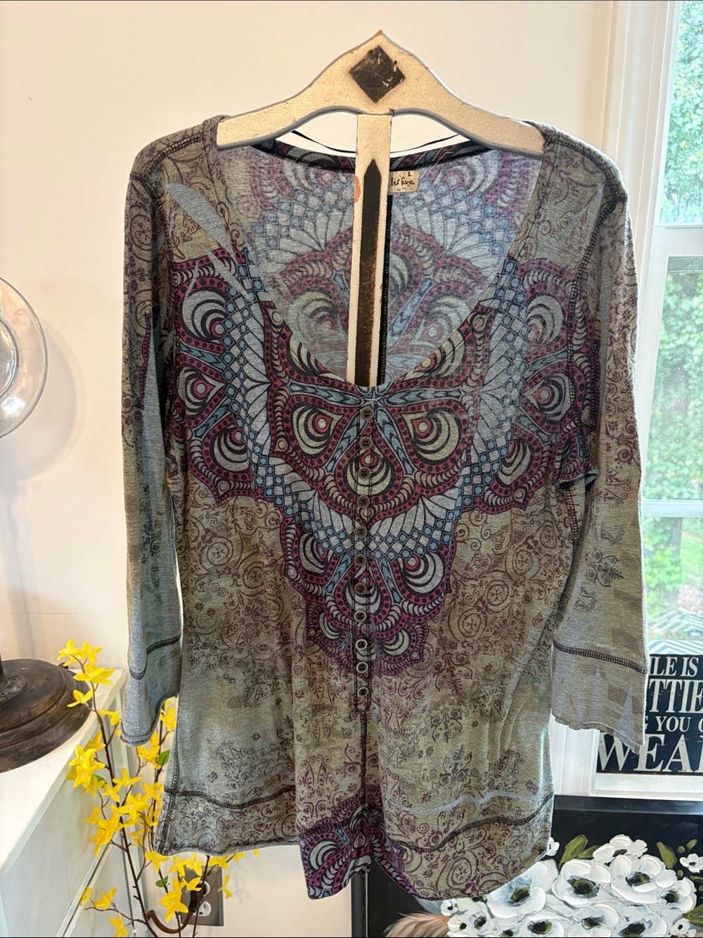 live and let live Tunic